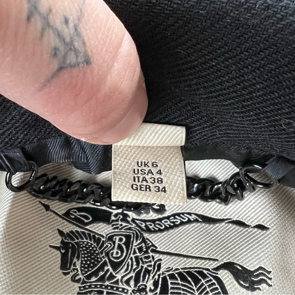 Burberry London Jacket womens - Picture 3 of 3